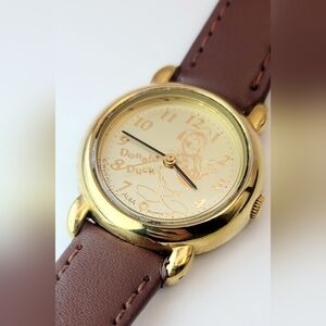 Vintage Seiko Alba Donald Duck Watch V811-0550 Disney Gold Tone